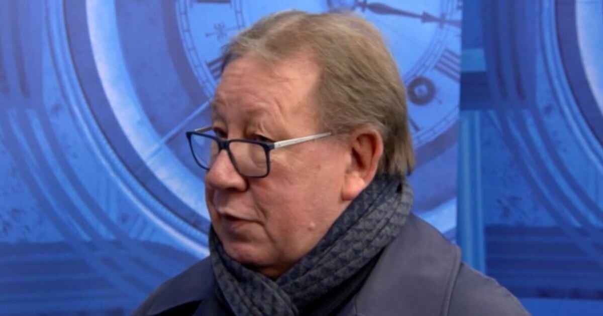 BBC Bargain Hunt fans all have same reaction as Mark Stacey shuts down team