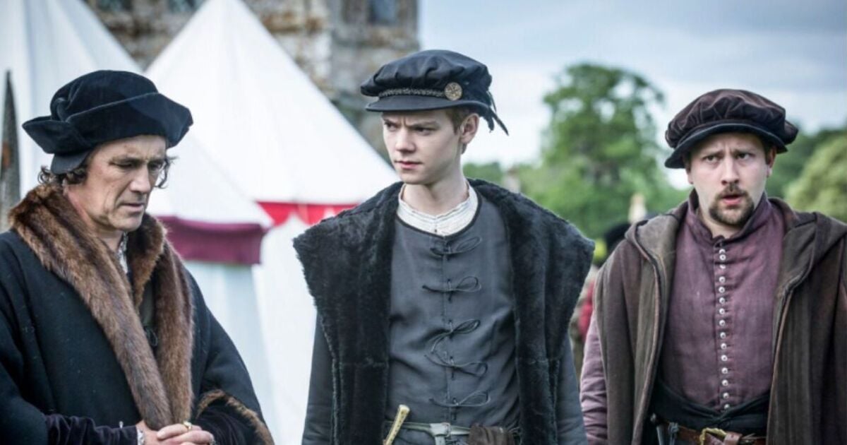 BBC Wolf Hall criticised for 'absurd' decision to cast Egyptian-born actor as Yorkshireman