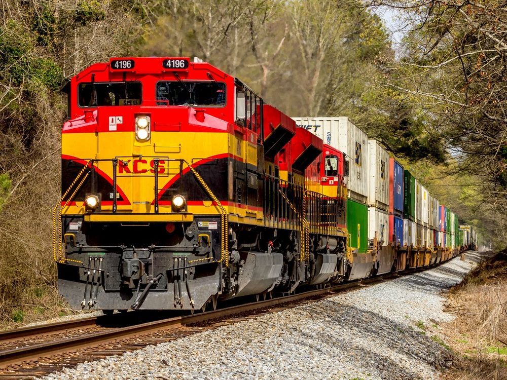 Canadian Pacific girds for potential rail strike next month