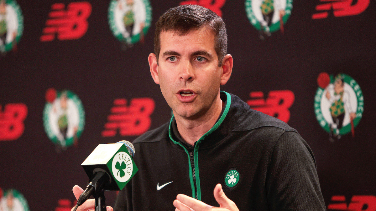  Celtics' Brad Stevens named NBA Executive of the Year after trades lead to 64-win season 