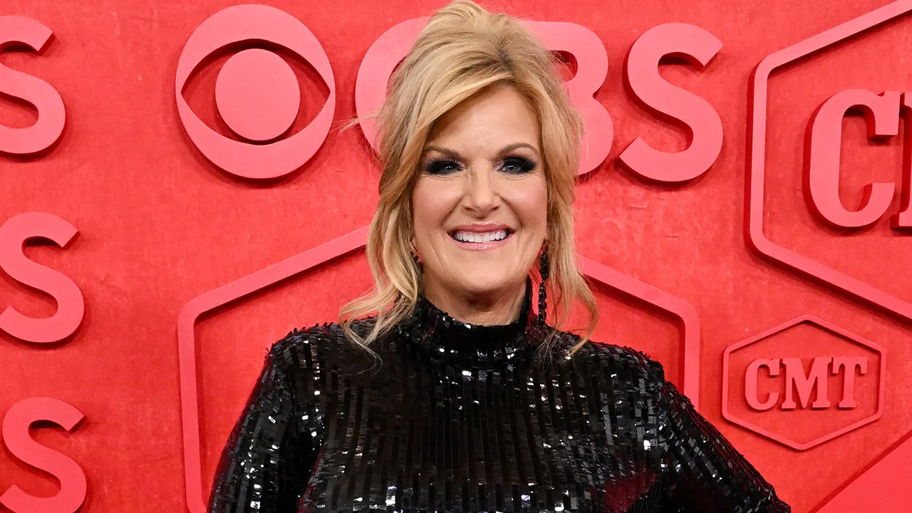 CMT Music Award winner Trisha Yearwood credits family for keeping her grounded: 'It's about how you're raised'
