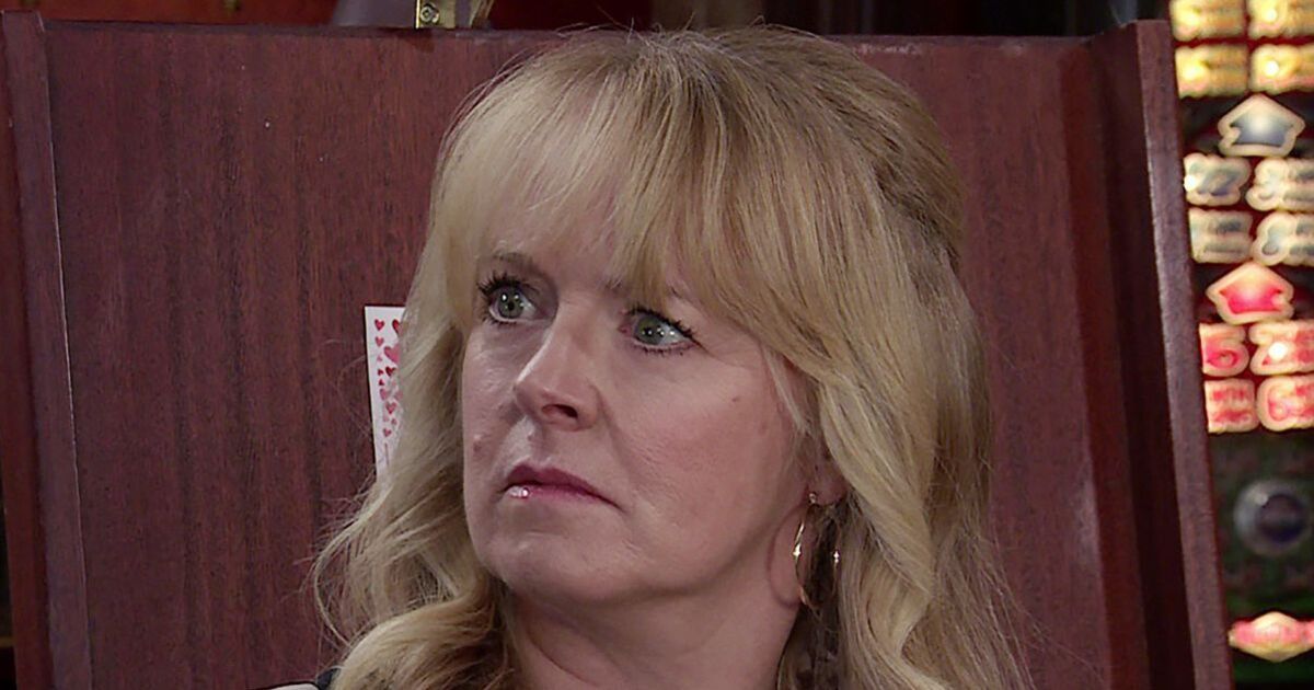 Coronation Street fans rage as ITV soap pulled off air in huge schedule change