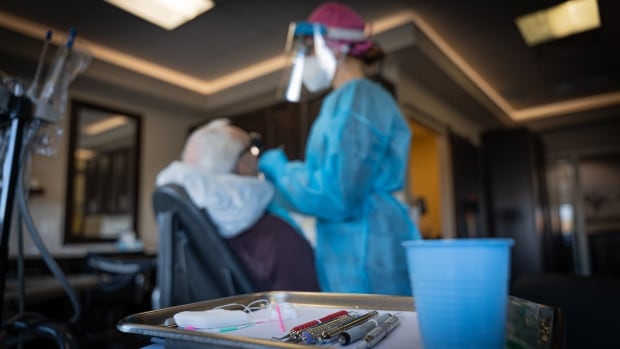 Dentists can bill for federal dental plan patients without signing up for program, government says