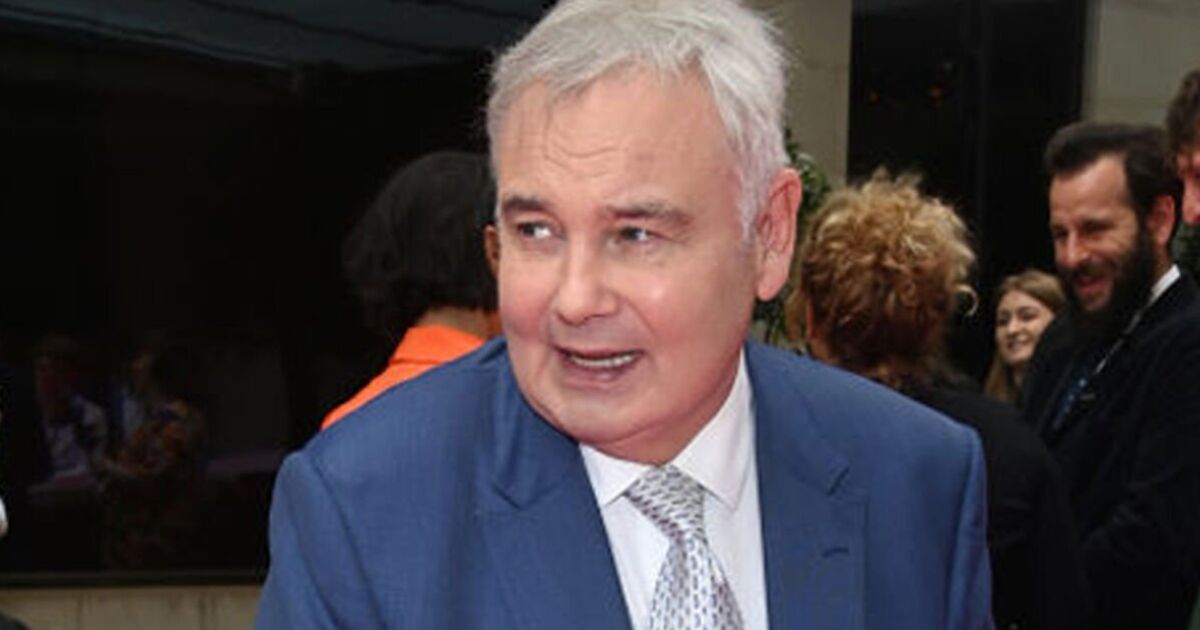 Eamonn Holmes sparks concern as stranded host says he will miss GB News