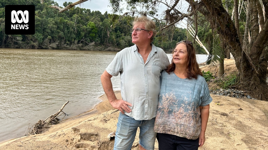 Far North Queensland tour operators wait to reopen after ex-Tropical Cyclone Jasper flooded Barron River