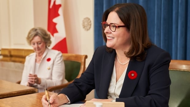 Former Manitoba premier Heather Stefanson resigning as MLA