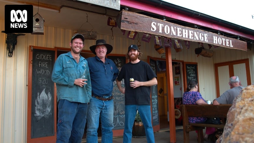 Gen Z publicans pay off Stonehenge Hotel in western Queensland with loan from former owner