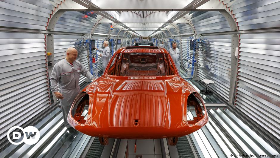 German car industry regains some confidence