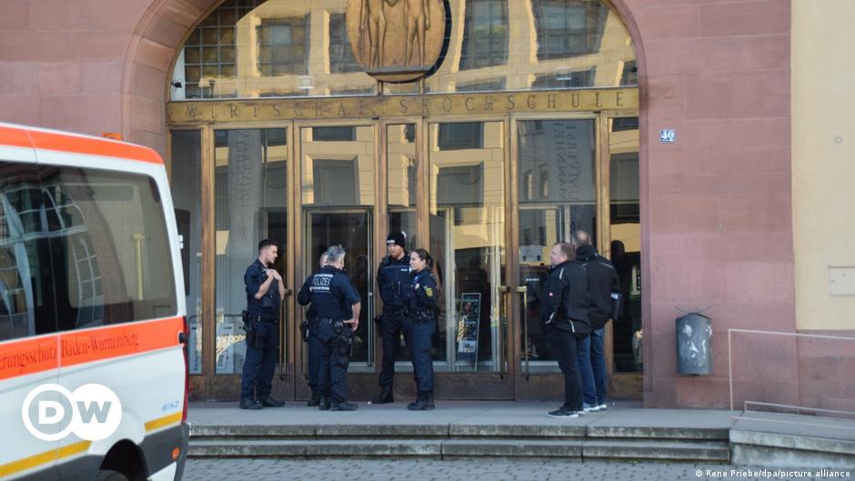 German police shoot machete-wielding man at university