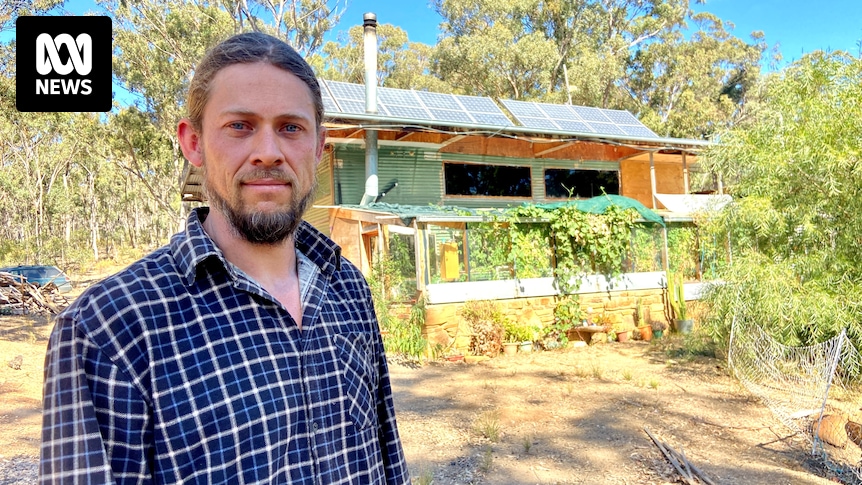 Going off-grid becomes 'more mainstream' amid concerns about reliability of electricity on east coast