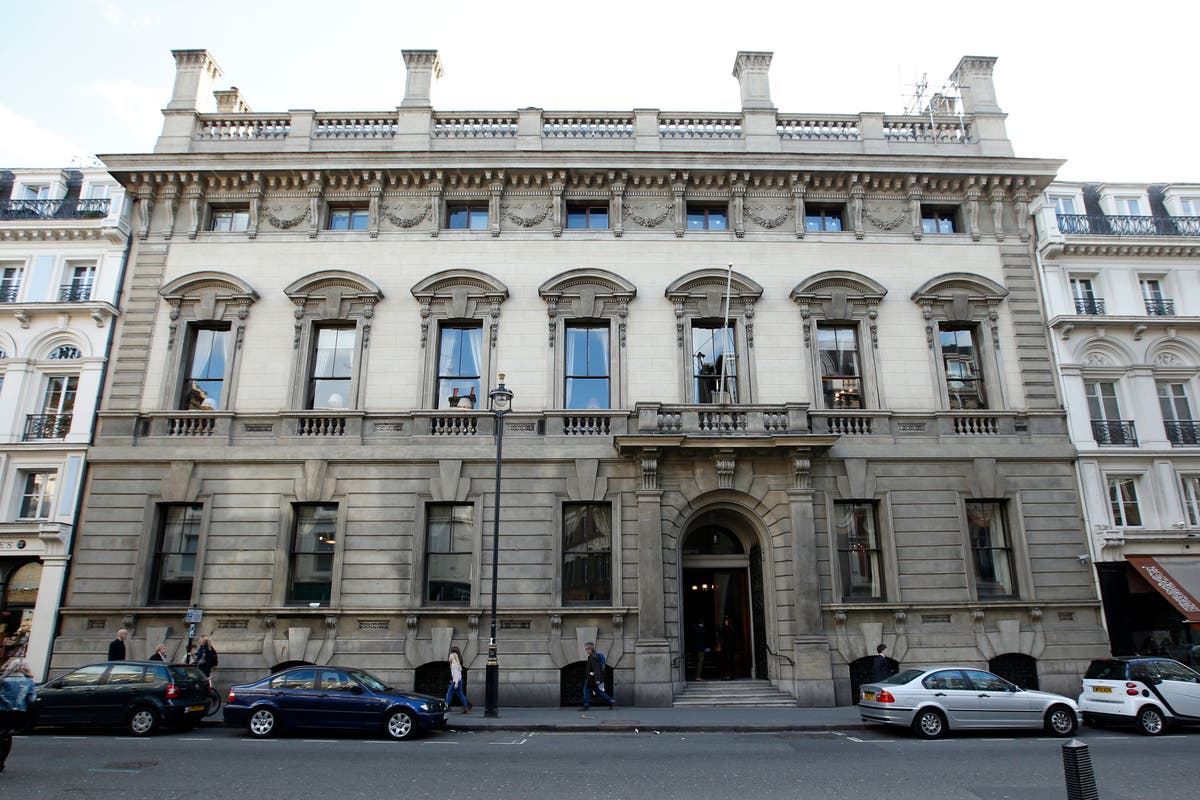 High Court judge removed from overseeing rape case over Garrick Club membership