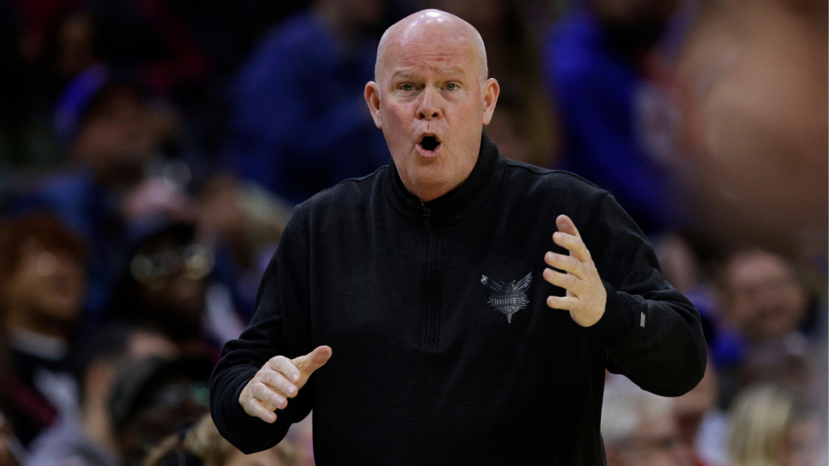  Hornets coach Steve Clifford to step down as overhaul continues after Michael Jordan's departure 