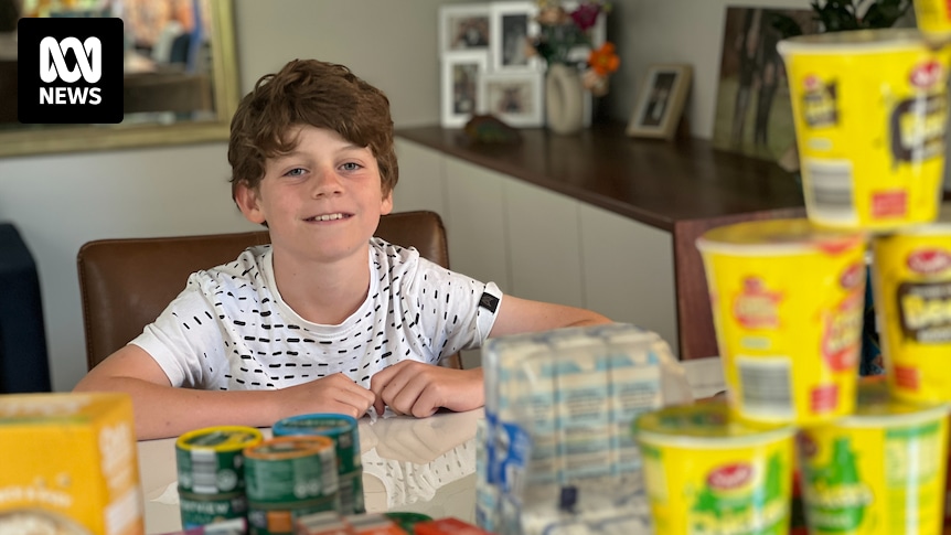 How a 10-year-old boy in Canberra is helping support the city's homeless and motivating others to lend a helping hand