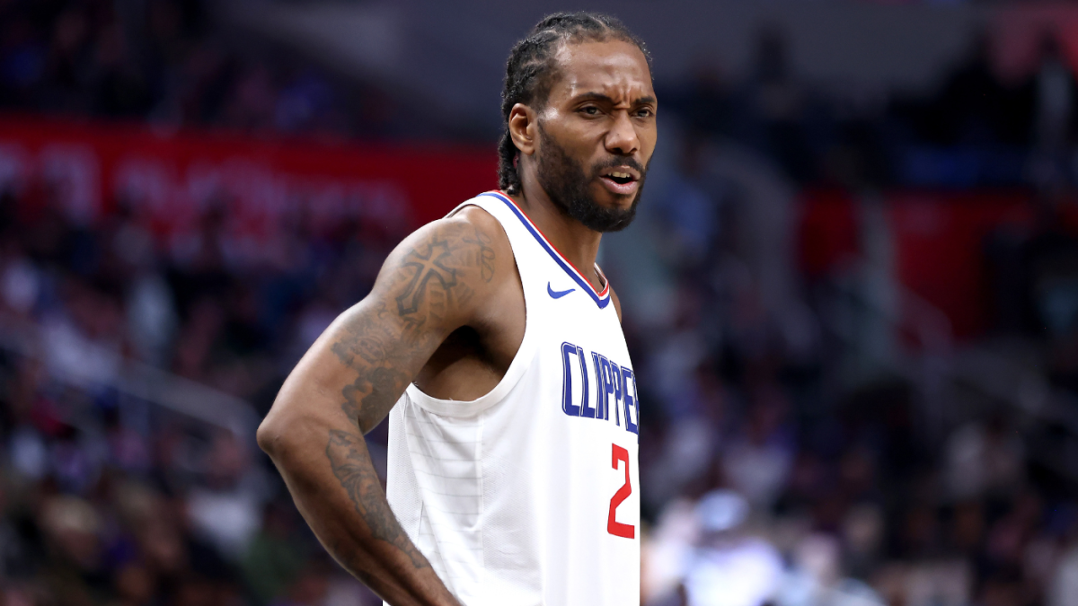  Kawhi Leonard injury update: Clippers star questionable for Game 1 vs. Mavs as team monitors knee swelling 