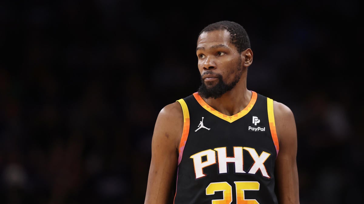  Kevin Durant wasn't comfortable with his role in Phoenix this season, per report 