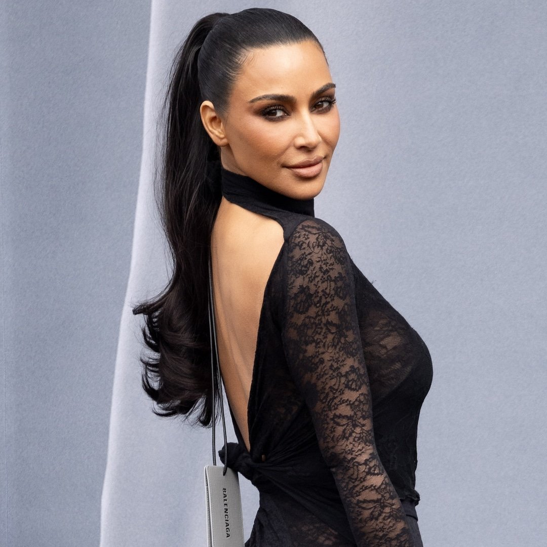  Kim Kardashian's New Chin-Grazing Bob Is Her Shortest Haircut to Date 