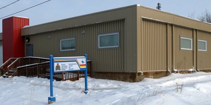 Man charged in fatal Pukatawagan stabbing, Manitoba RCMP say