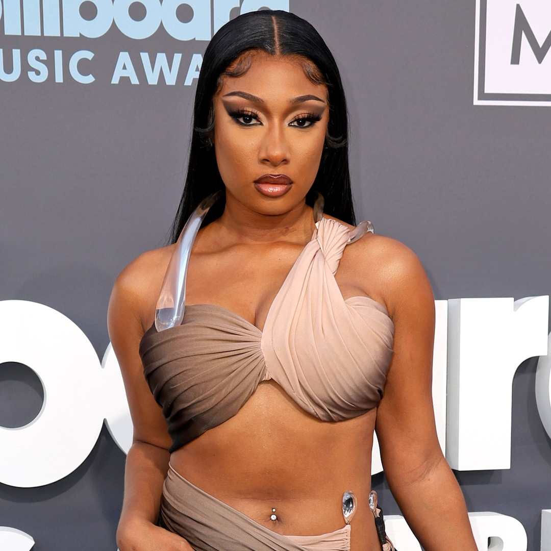  Megan Thee Stallion Says She Wasn't Treated as Human After Shooting 