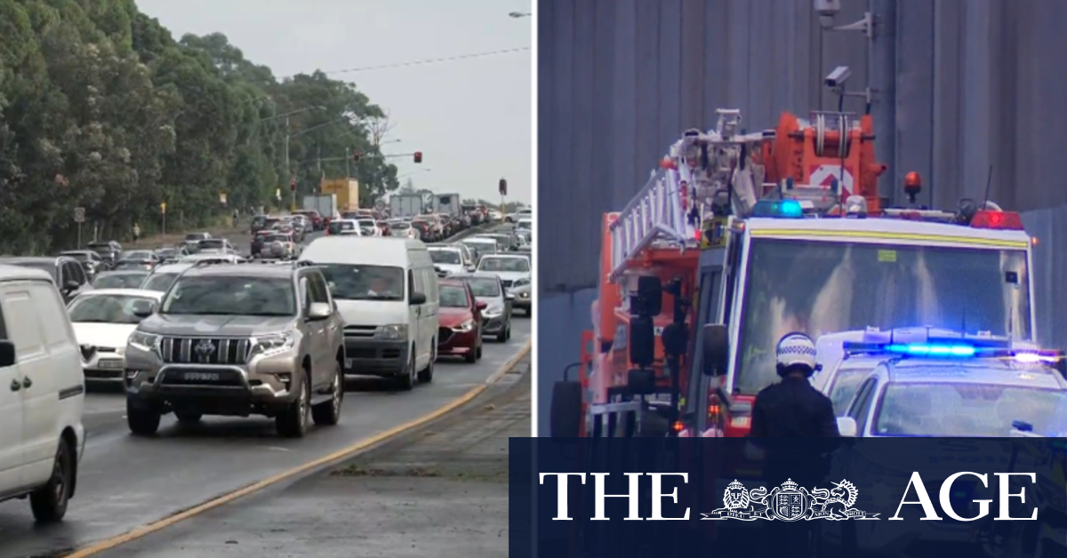 Motorists faced delays after crane fire shut down Lane Cove tunnel