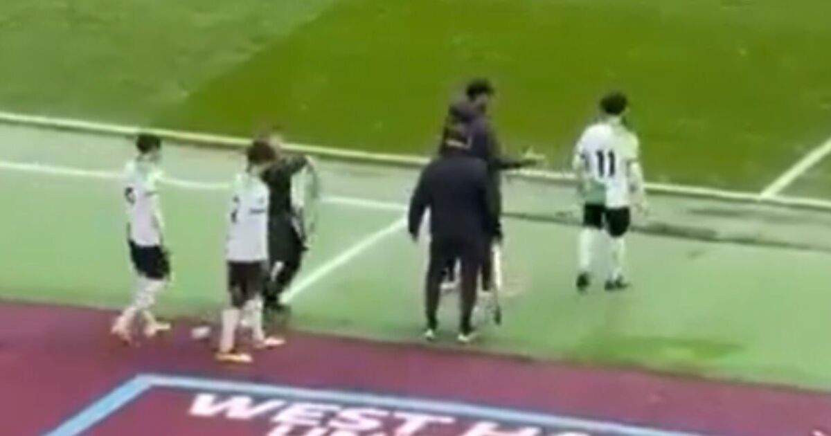 New Liverpool footage shows possible reason for Mo Salah's spat with Jurgen Klopp