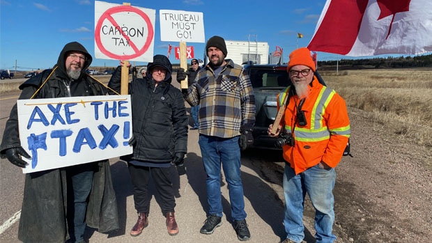 Nova Scotia-New Brunswick border crossing 'near standstill' over carbon tax protest