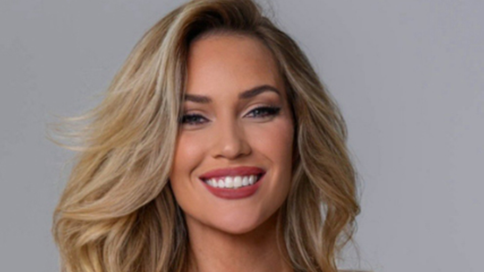 Paige Spiranac fans accidentally guess her bra size as she poses in very revealing Super Bowl outfit