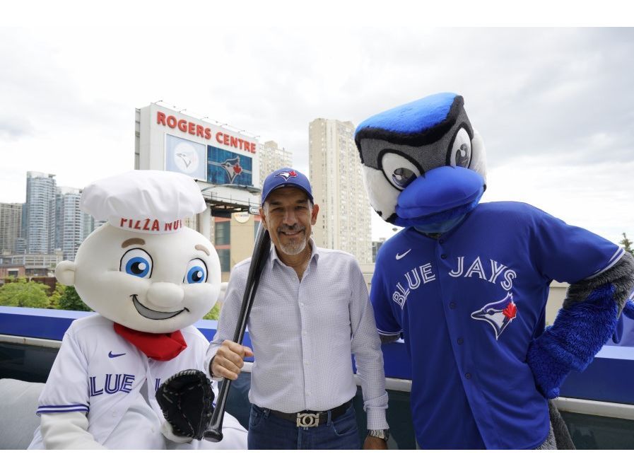 Pizza Nova serves up excitement with Toronto Blue Jays as official pizza for 2024 season