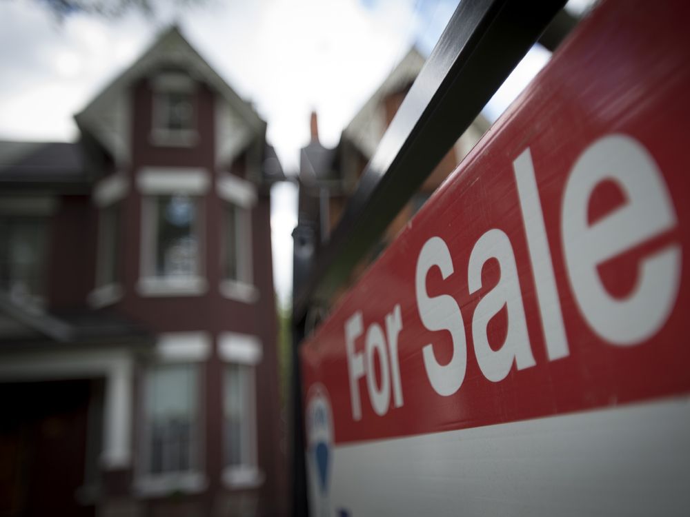 Posthaste: Canadians boosting down payments with family money to enter housing market