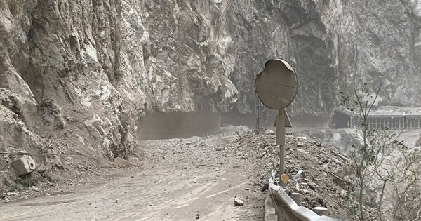 Provincial Highway 8 section closed due to rockfalls after quakes