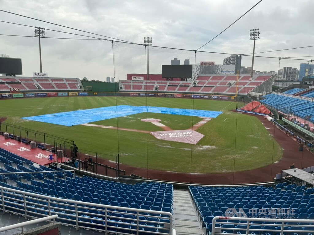 Rakuten Monkeys' renovated stadium opener postponed due to rain