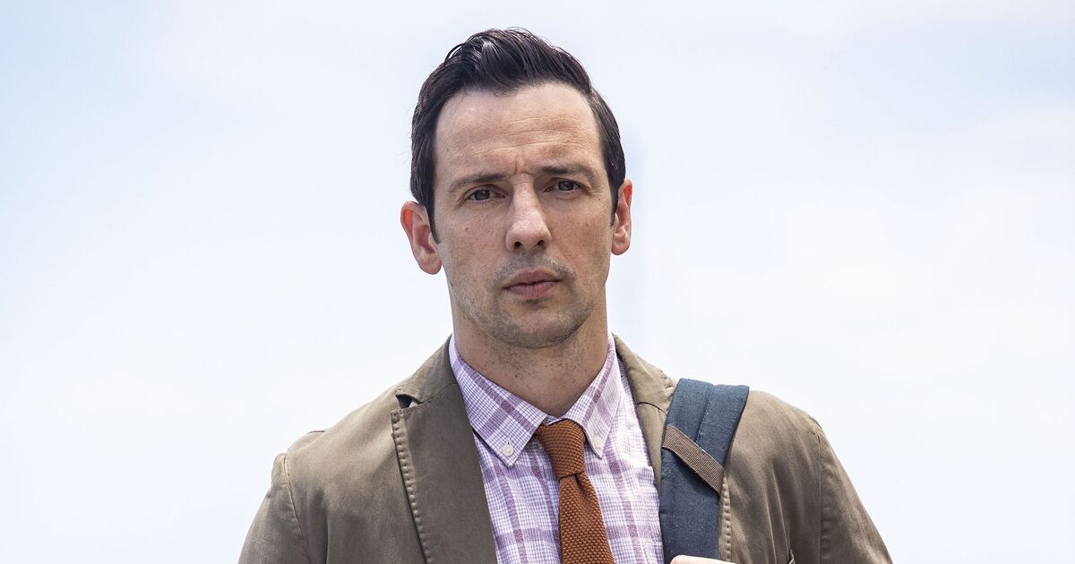 Ralf Little mysteriously 'pulls out' of radio interview after Death in Paradise exit