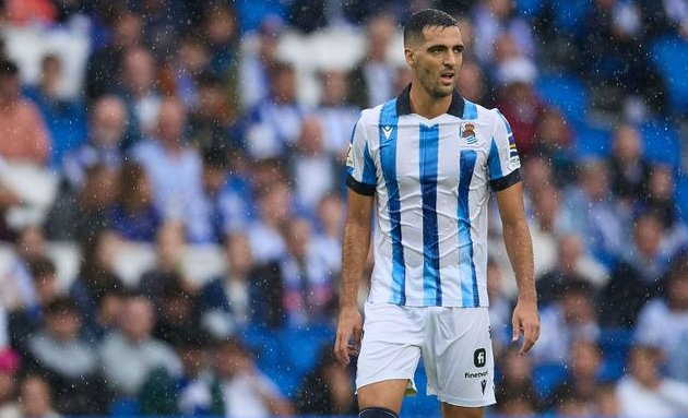 Real Sociedad captain Oyarzabal discusses futures of Zubimedi, Merino and Le Normand