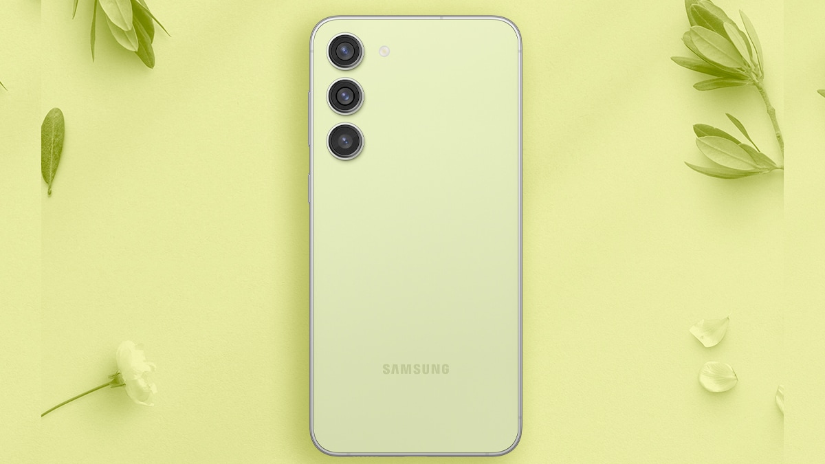 Samsung Galaxy S24 Renders Leak Again; Shows Familiar Design With Flat Display