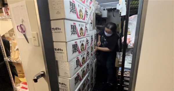 Taichung restaurant selling expired food to be fined NT$1.44 million
