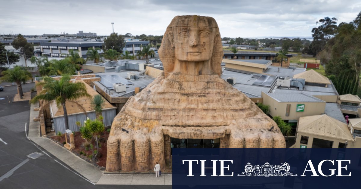 Take a Giza at this: Hotel that serves drinks with a Sphinx is on the market
