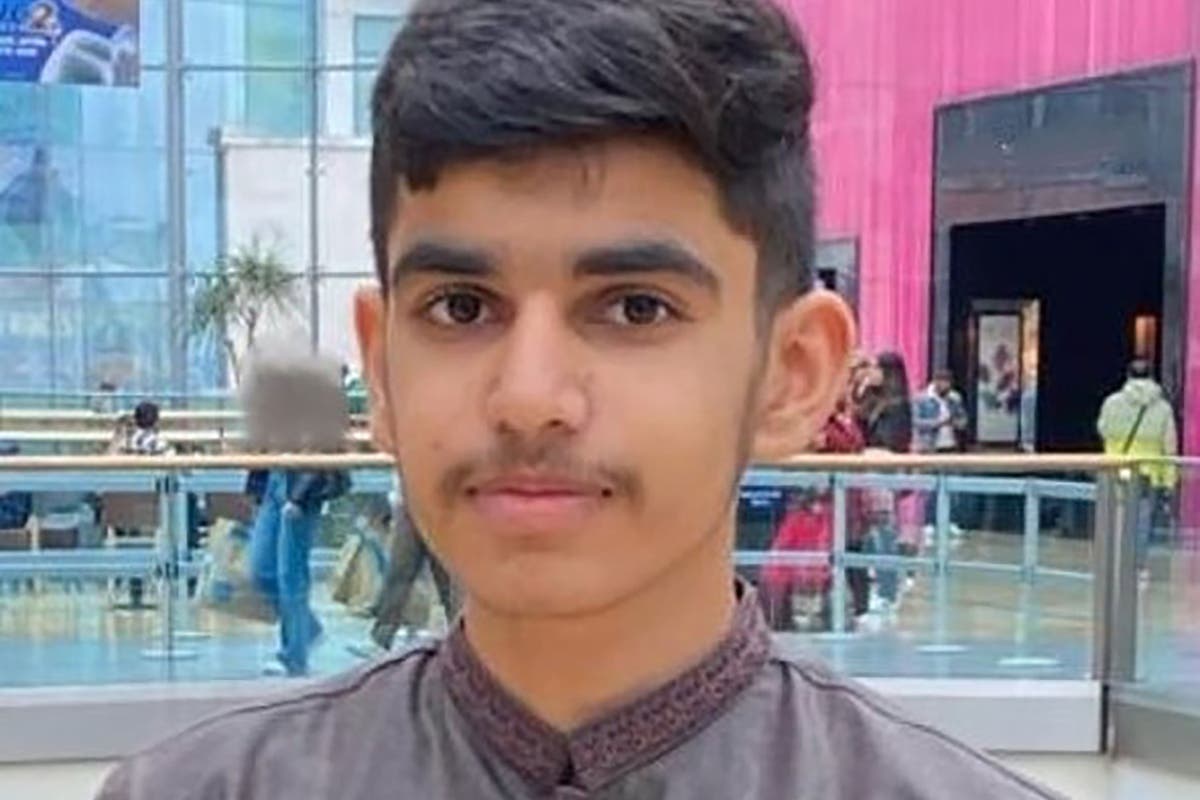 Teenager pleads not guilty to Birmingham city centre stabbing murder