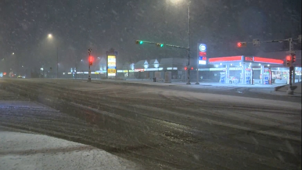 Thousands without power as heavy snow blankets Calgary