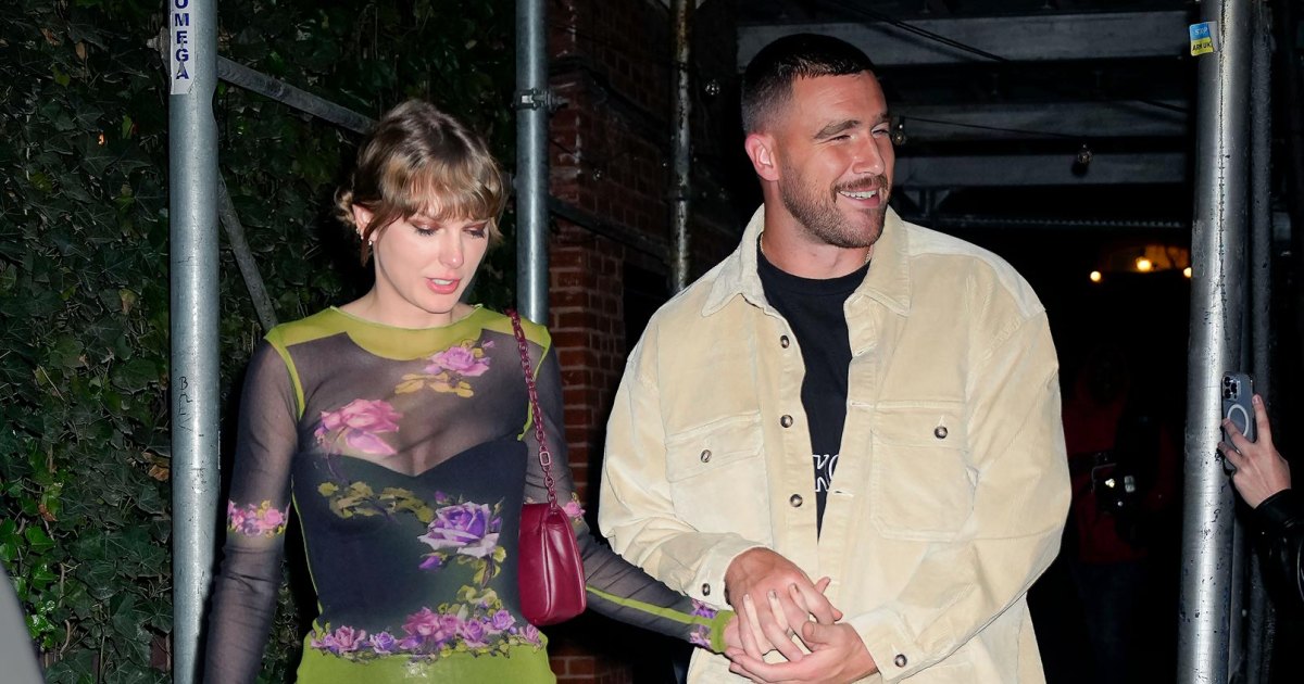 Travis Kelce Lifting Up Taylor Swift in Coachella Crowd Has Us Swooning