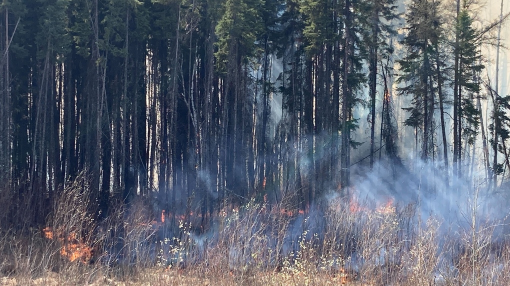 Wildfire southwest of Peace River spurs evacuation order