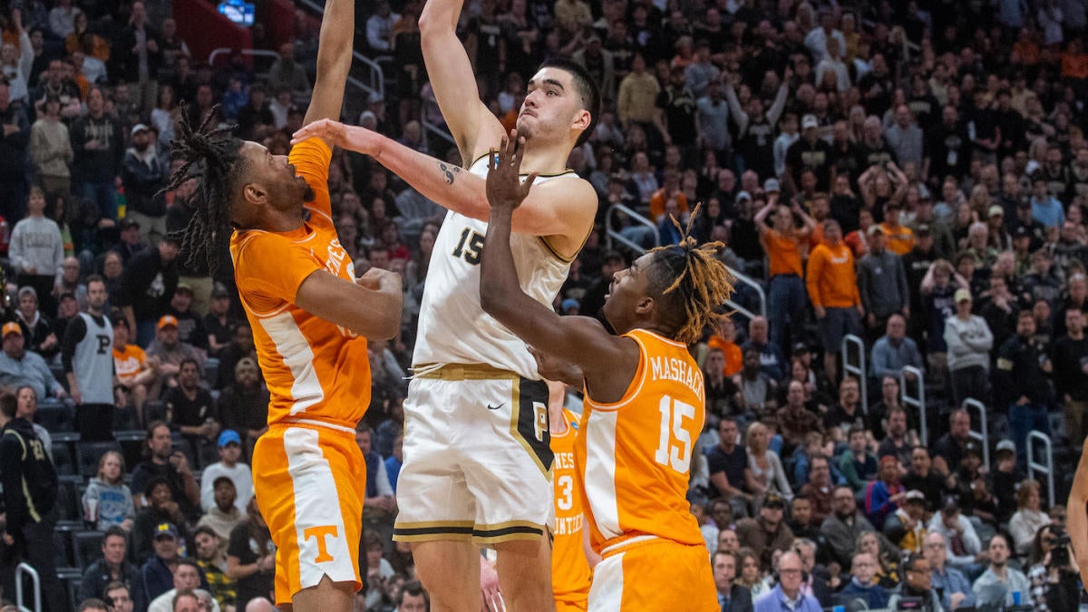  Zach Edey scouting report: Can Purdue star big man translate to NBA after dominating college basketball? 
