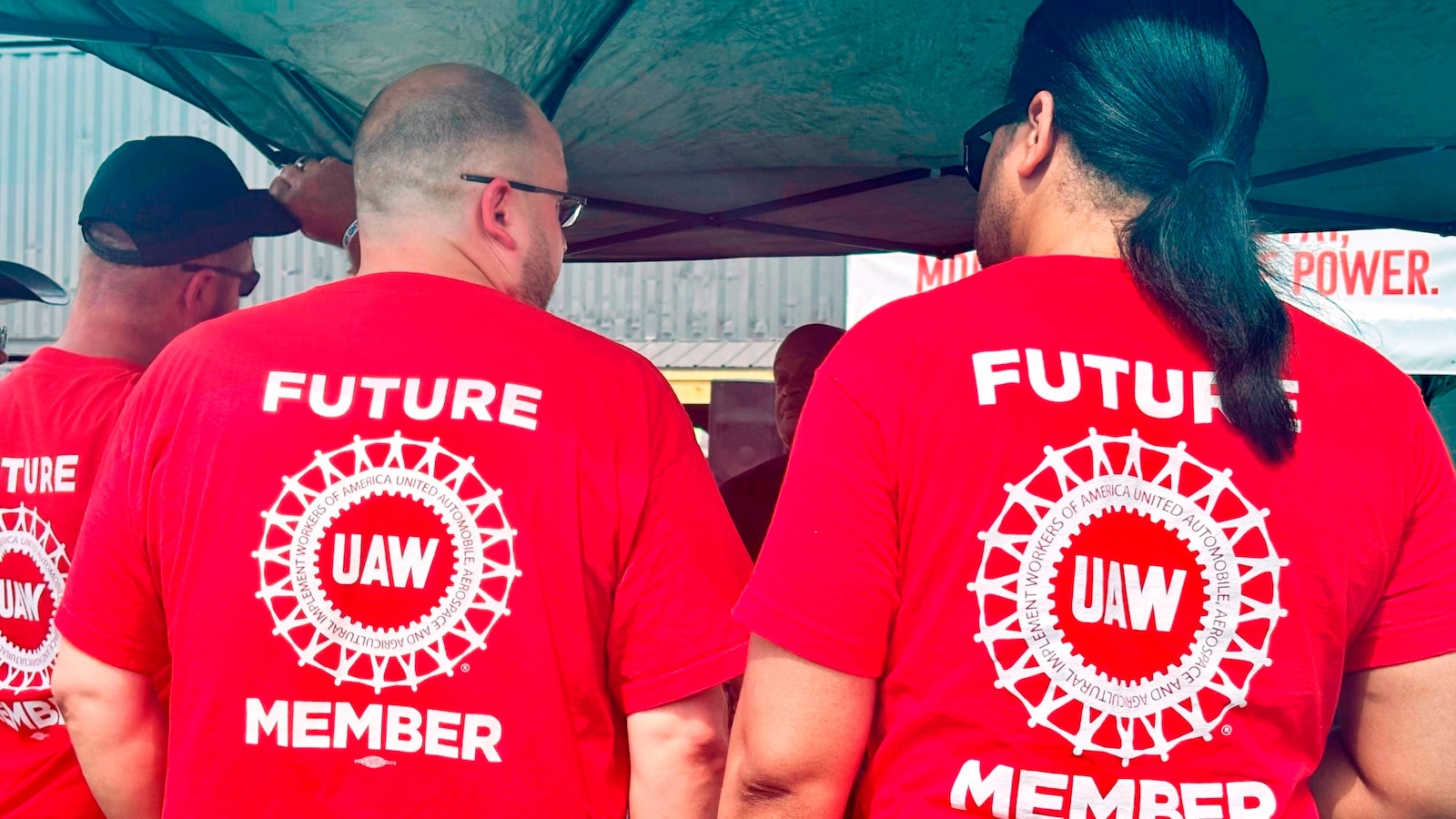 Mercedes-Benz workers in Alabama are voting to join the UAW. Here's what's at stake.