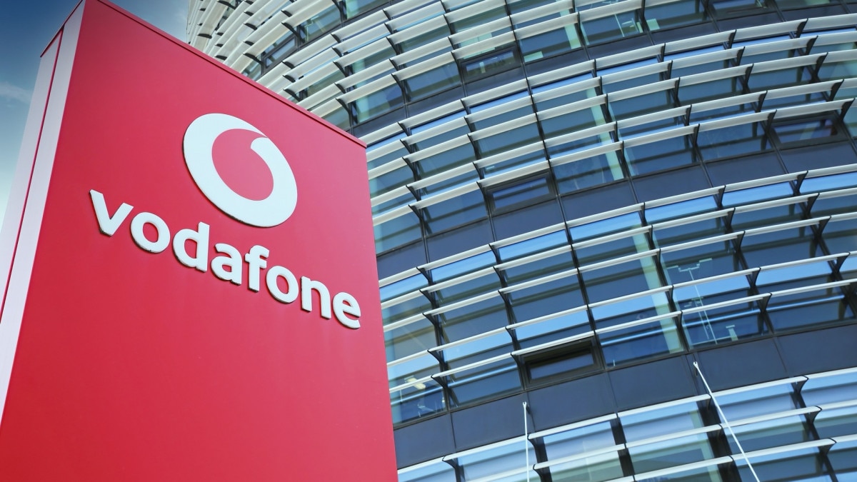 Vodafone lancia l'offerta per turisti in Italia: 100 Giga in 5G a 14,90 euro al mese