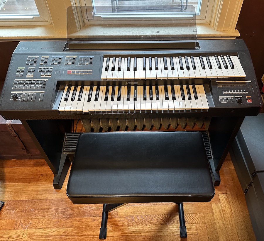 Fixing My Yamaha Electone Me-50: An FM Synthesizer Home Organ from 1986
