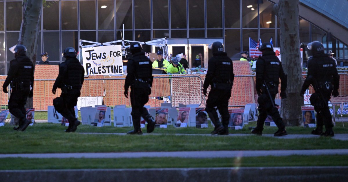 Police Dismantle Pro-Palestinian Encampment at MIT, Move to Clear Others