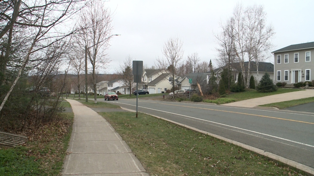 Concern over speeding in Fredericton neighbourhood grows after 2 teens, young adult killed in crash