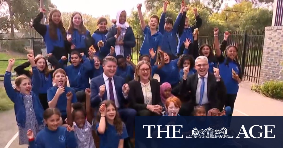 Concerns over Victorian government's $400 payment for school children