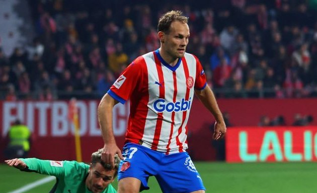 Daley Blind delighted penning new Girona contract