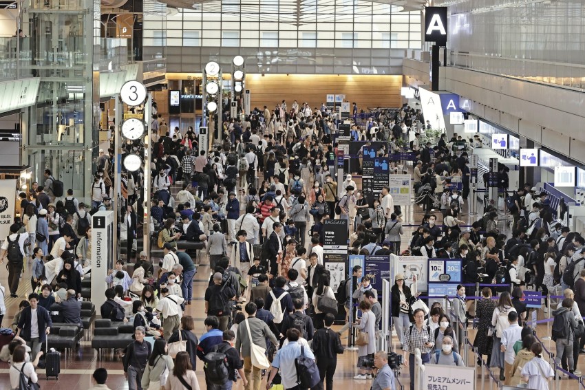 Golden Week holidays start amid post-COVID tourism boom, weak yen