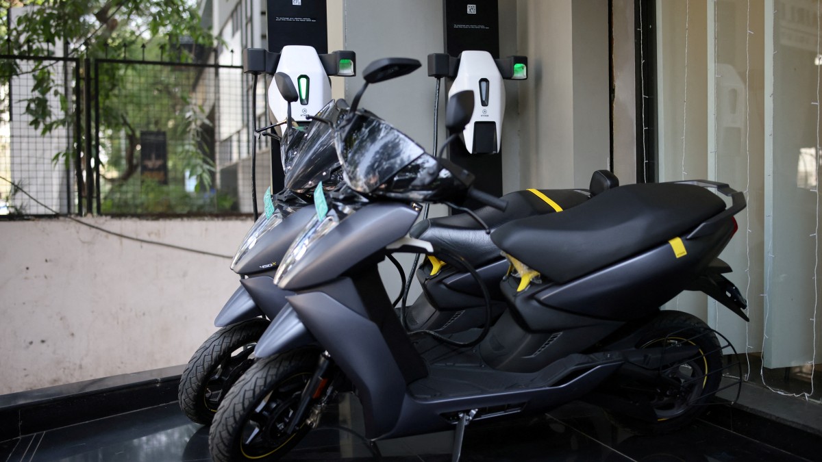 India Must Keep E-Scooter Subsidies to Boost Adoption, Ather CEO Says