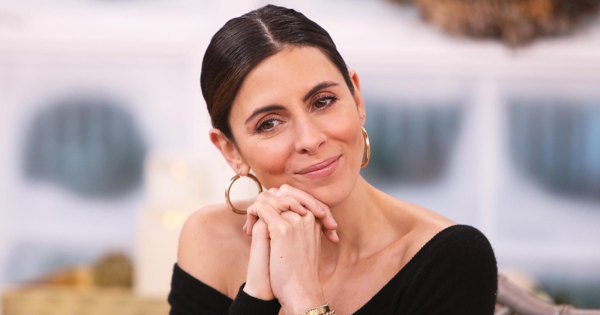 Jamie-Lynn Sigler Recalls 14-Day Hospital Stay With MS Symptoms at 19